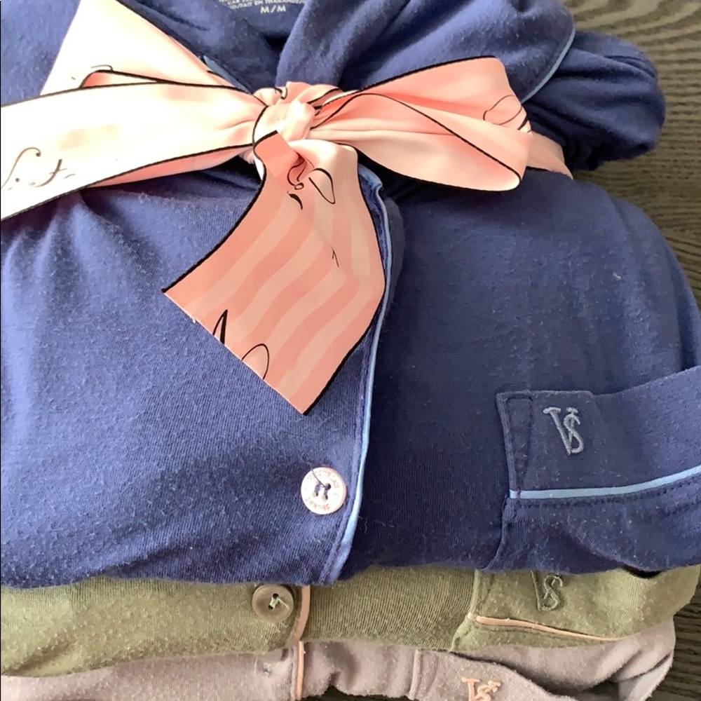 Victoria’s Secret 100% cotton sleep shirt bundle M
